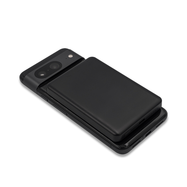 Magnetyczny bezprzewodowy power bank 5000 mAh Yuki, czarny z nadrukiem logo