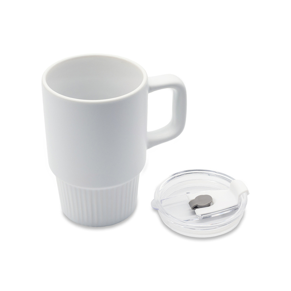 Kubek ceramiczny Azzurro 440 ml, biały z nadrukiem logo e