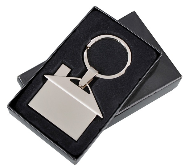 Brelok metalowy House, srebrny z grawerem logo a